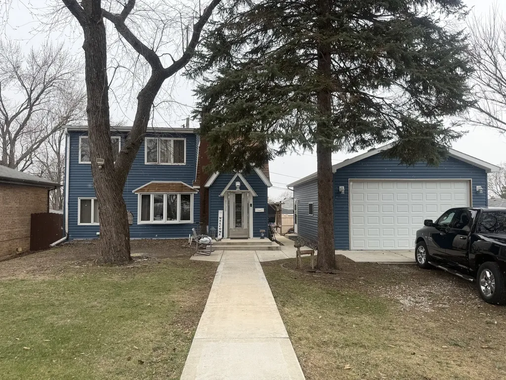 8728 South Rockwell Avenue Evergreen Park IL 60805