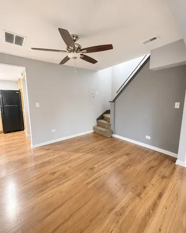 8728 South Rockwell Avenue Evergreen Park IL 60805