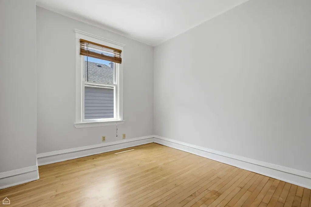 1244 West Ardmore Avenue Chicago IL 60660