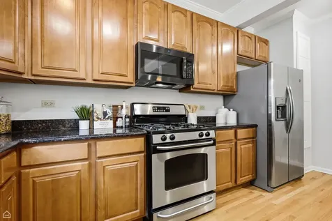 1244 West Ardmore Avenue Chicago IL 60660