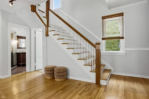 1244 West Ardmore Avenue Chicago IL 60660