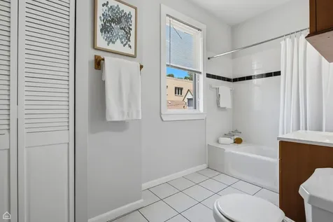 1244 West Ardmore Avenue Chicago IL 60660