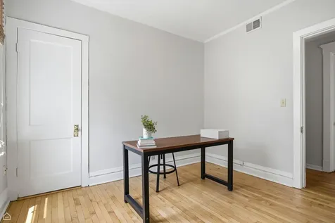1244 West Ardmore Avenue Chicago IL 60660