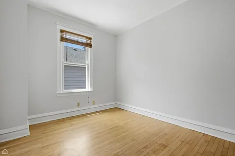 1244 West Ardmore Avenue Chicago IL 60660