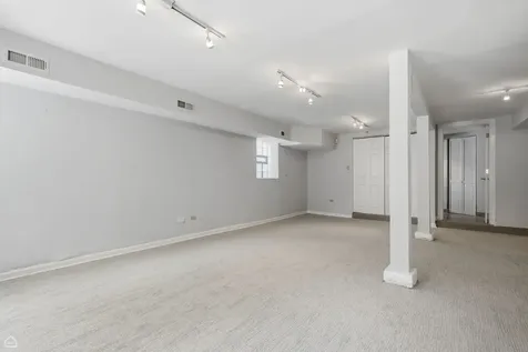 1244 West Ardmore Avenue Chicago IL 60660