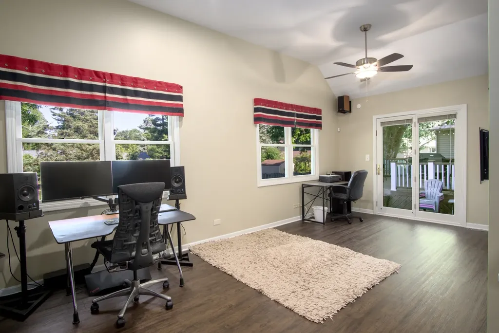 0S461 Madison Street Winfield IL 60190