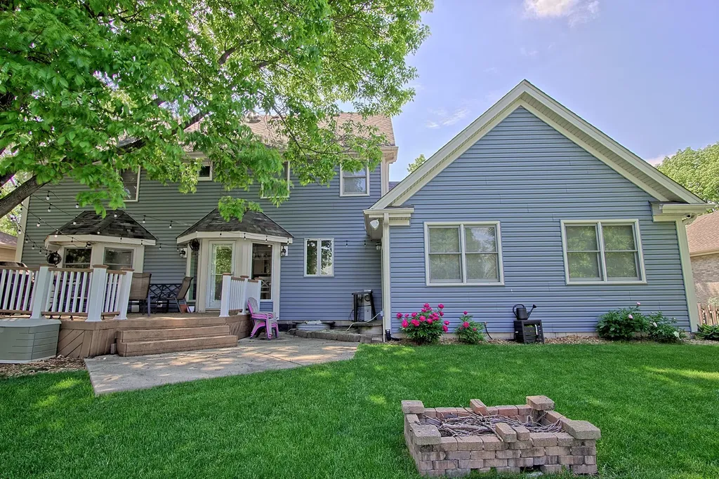 0S461 Madison Street Winfield IL 60190