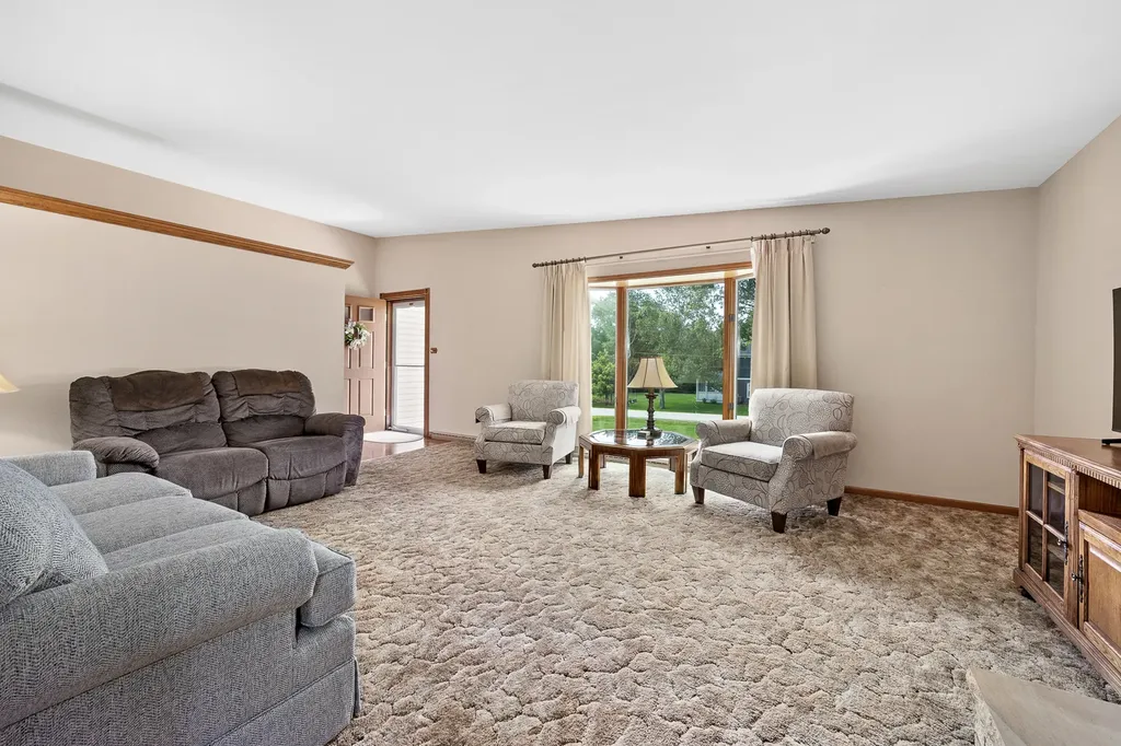 2474 College Road Downers Grove IL 60516