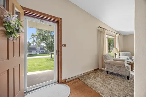 2474 College Road Downers Grove IL 60516
