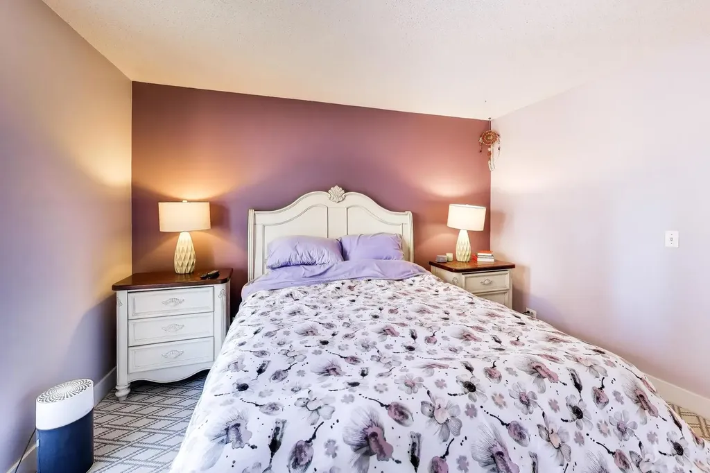 350 West Belden Avenue Chicago IL 60614