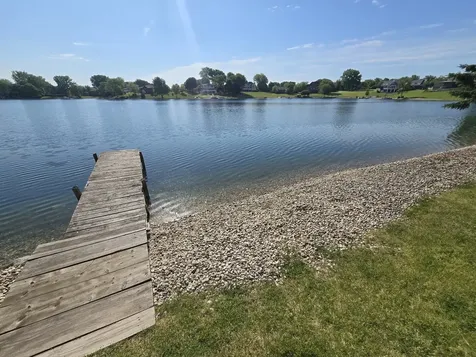 2720 North Bayview Lane Mchenry IL 60051