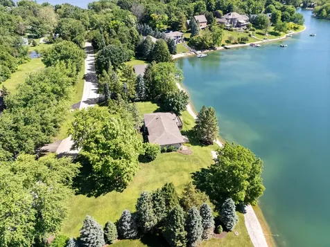 2720 North Bayview Lane Mchenry IL 60051