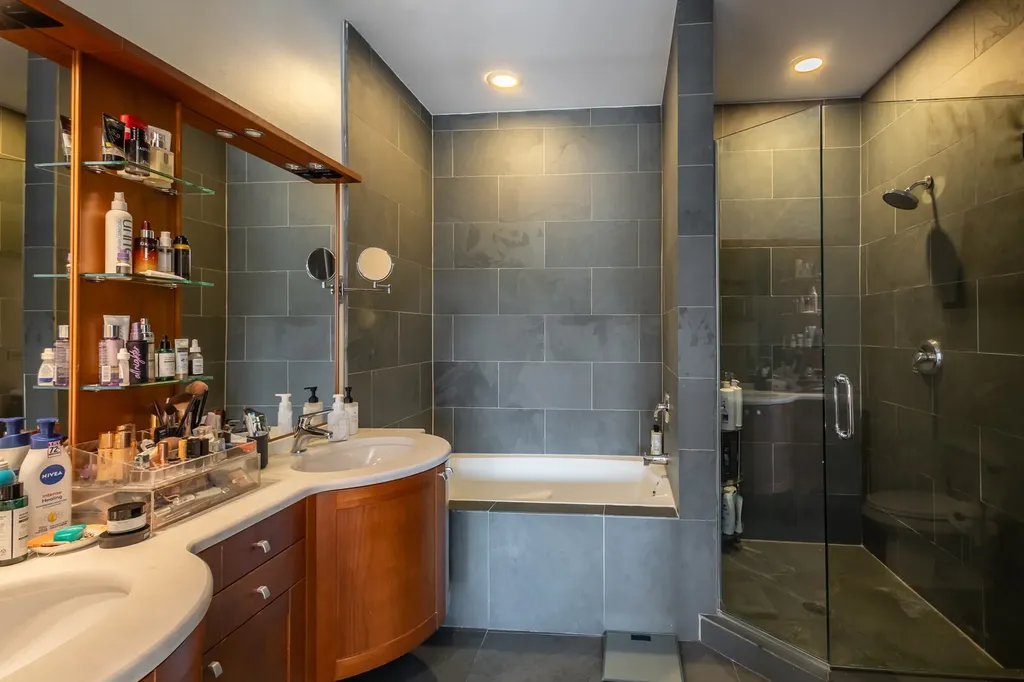 1152 West Fulton Street Chicago IL 60607