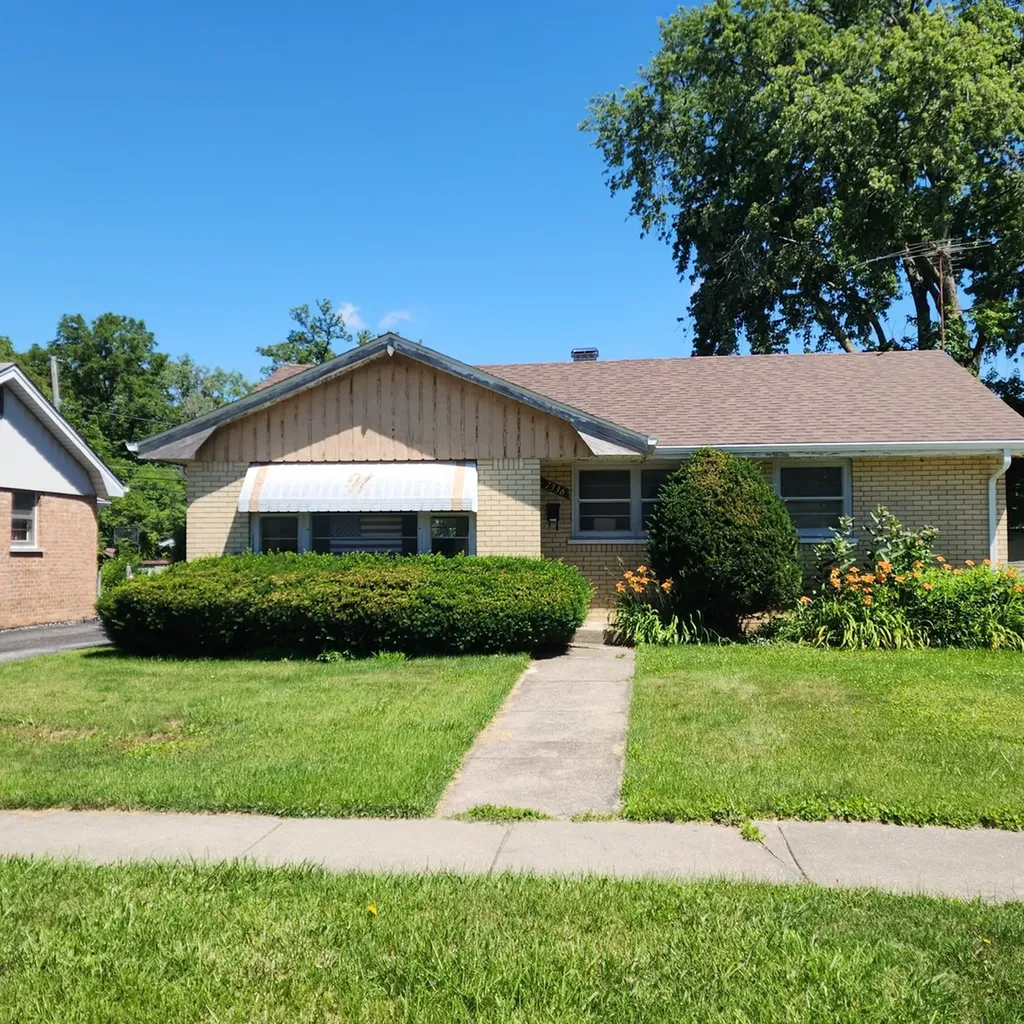 7336 West 113th Street Worth IL 60482