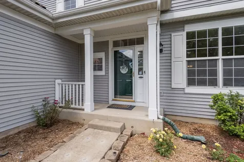 596 West Dalton Drive Round Lake IL 60073