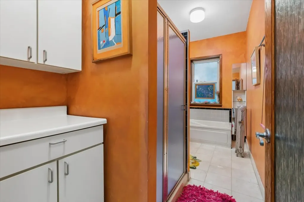 4417 North Malden Street Chicago IL 60640
