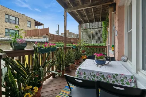 4417 North Malden Street Chicago IL 60640