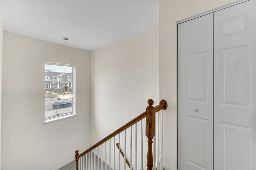 3S528 Cambridge Court Warrenville IL 60555