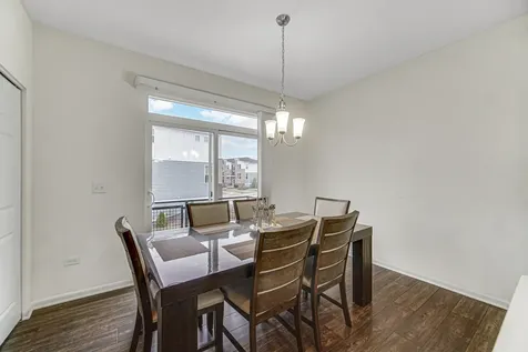 3S528 Cambridge Court Warrenville IL 60555