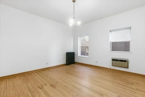 4518 North Sheridan Road Chicago IL 60640
