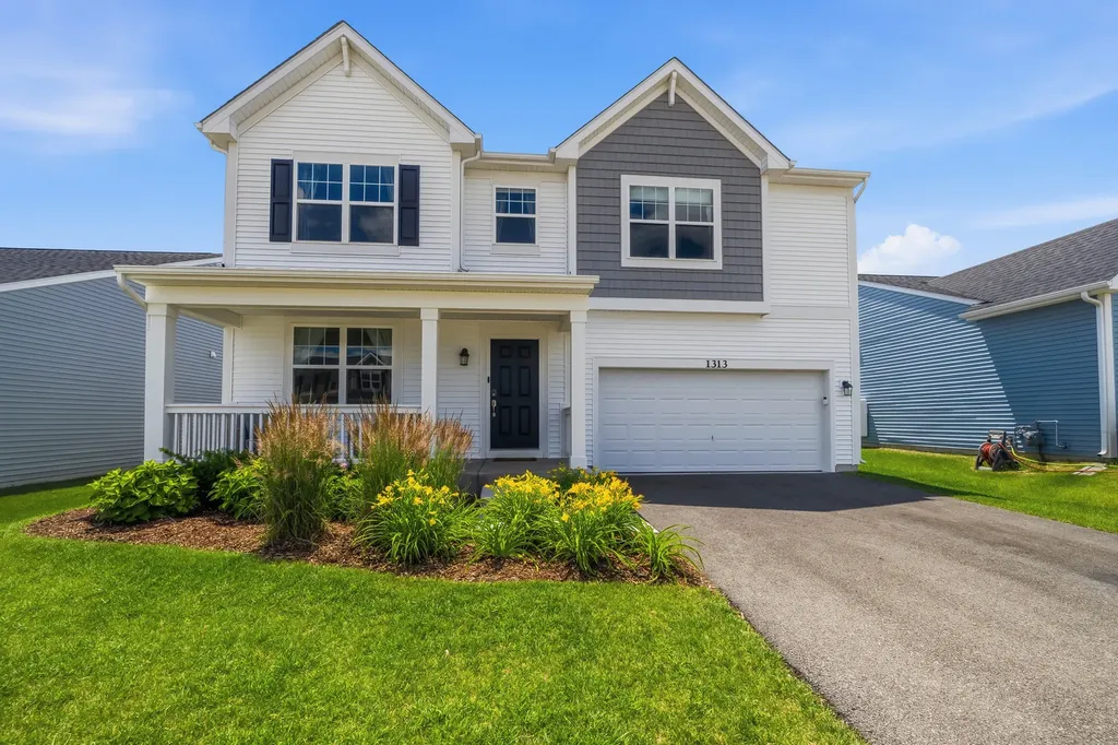1313 Marston Street South Elgin IL 60177