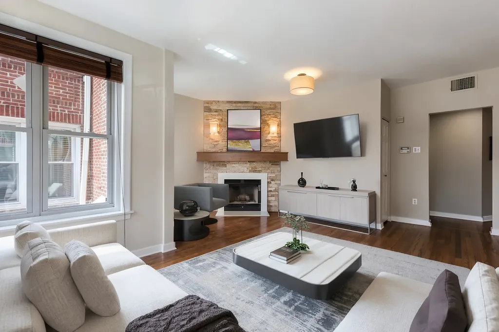 1408 West Argyle Street Chicago IL 60640