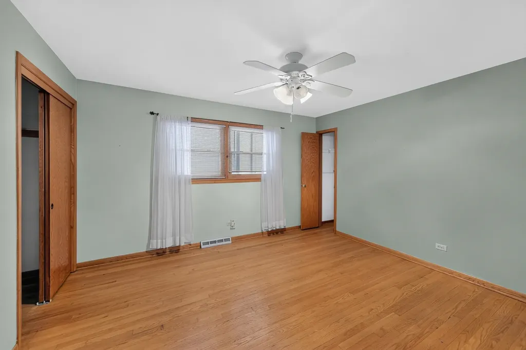 3942 North Oconto Avenue Chicago IL 60634