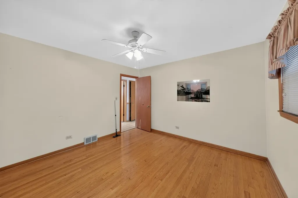 3942 North Oconto Avenue Chicago IL 60634