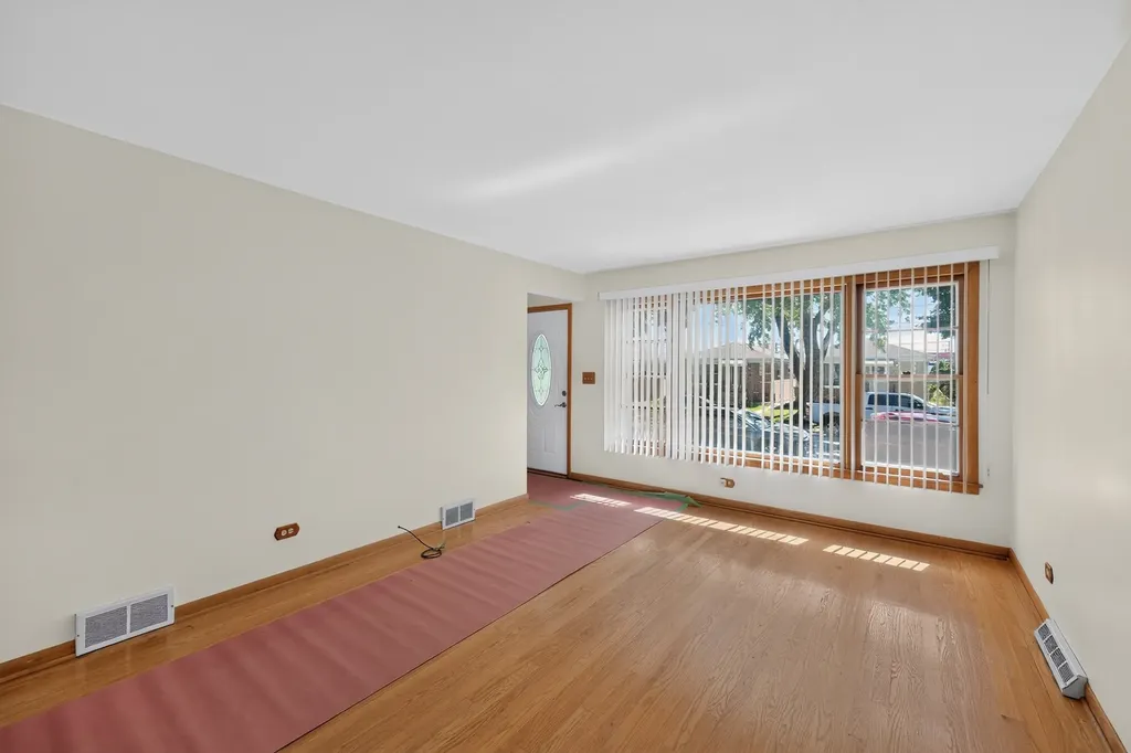 3942 North Oconto Avenue Chicago IL 60634