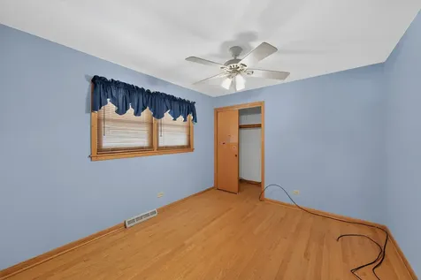 3942 North Oconto Avenue Chicago IL 60634
