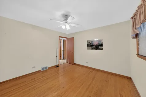 3942 North Oconto Avenue Chicago IL 60634