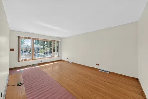3942 North Oconto Avenue Chicago IL 60634