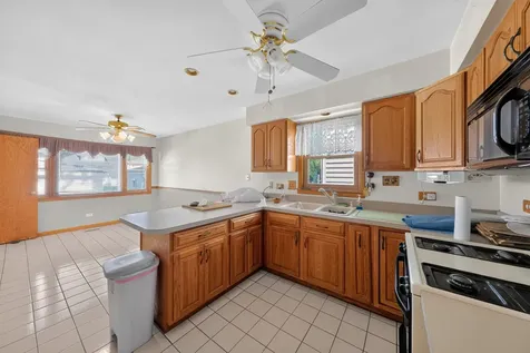 3942 North Oconto Avenue Chicago IL 60634