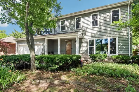 1025 Longford Drive Westmont IL 60559
