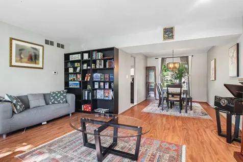 1025 Longford Drive Westmont IL 60559