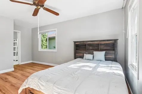 1025 Longford Drive Westmont IL 60559