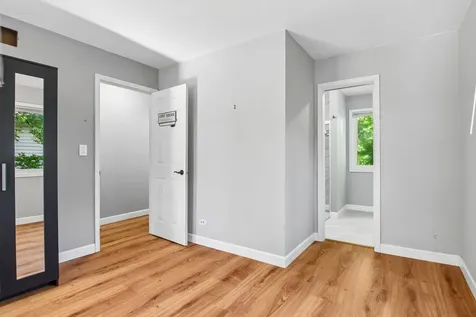 1025 Longford Drive Westmont IL 60559