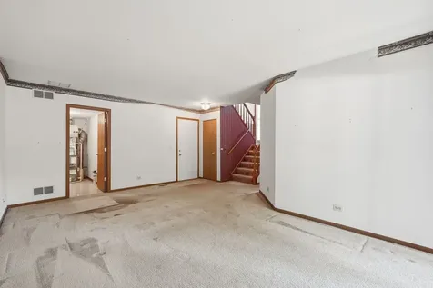 864 North Shady Oaks Drive Elgin IL 60120