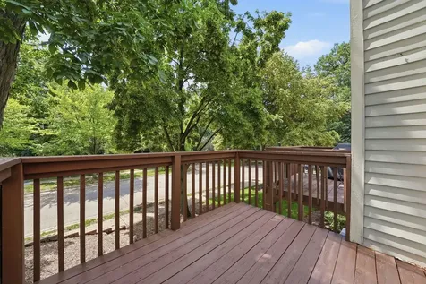 864 North Shady Oaks Drive Elgin IL 60120