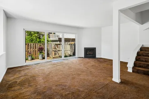 1916 North Larrabee Street Chicago IL 60614