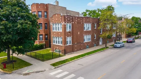 1633 West 76th Street Chicago IL 60620