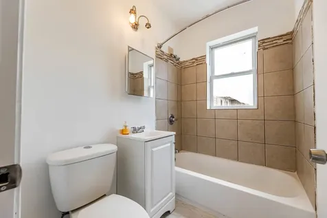 1633 West 76th Street Chicago IL 60620