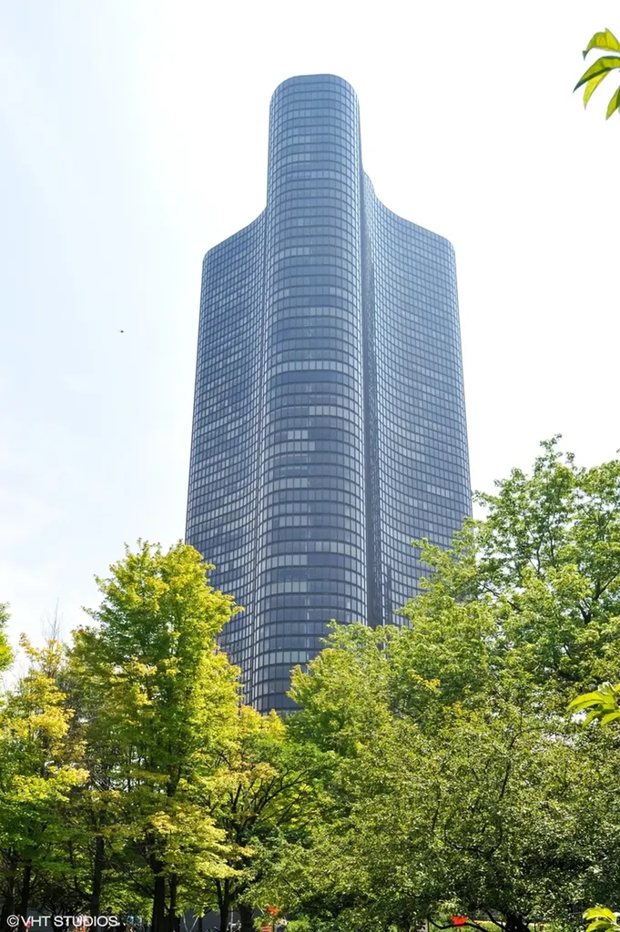 505 North Lake Shore Drive Chicago IL 60611