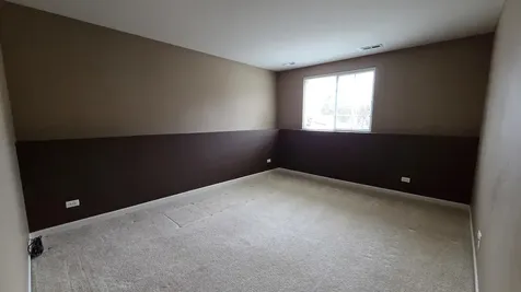 2444 Emily Lane Elgin IL 60124