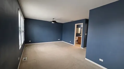 2444 Emily Lane Elgin IL 60124