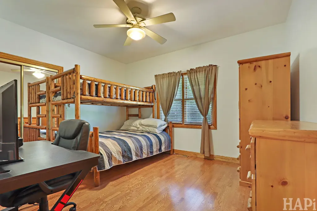 23925 West Grass Lake Road Antioch IL 60002