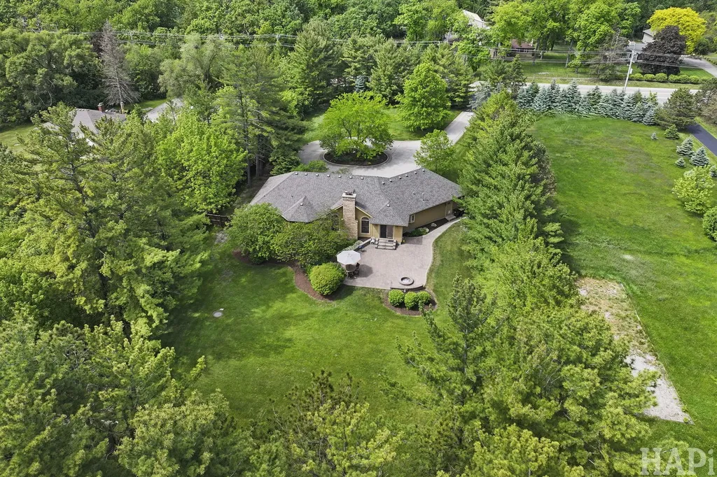 23925 West Grass Lake Road Antioch IL 60002