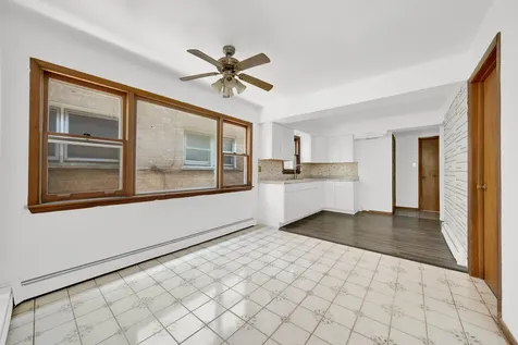 1917 High Street Blue Island IL 60406