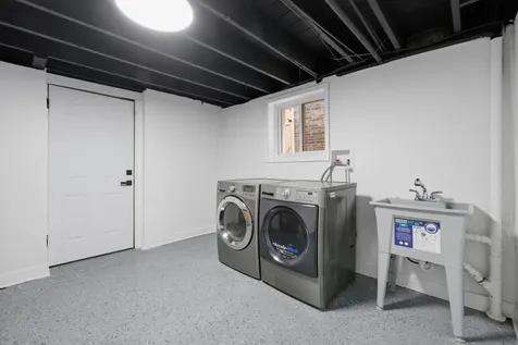 8219 South Throop Street Chicago IL 60620
