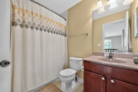 263 Settler Road Dekalb IL 60115